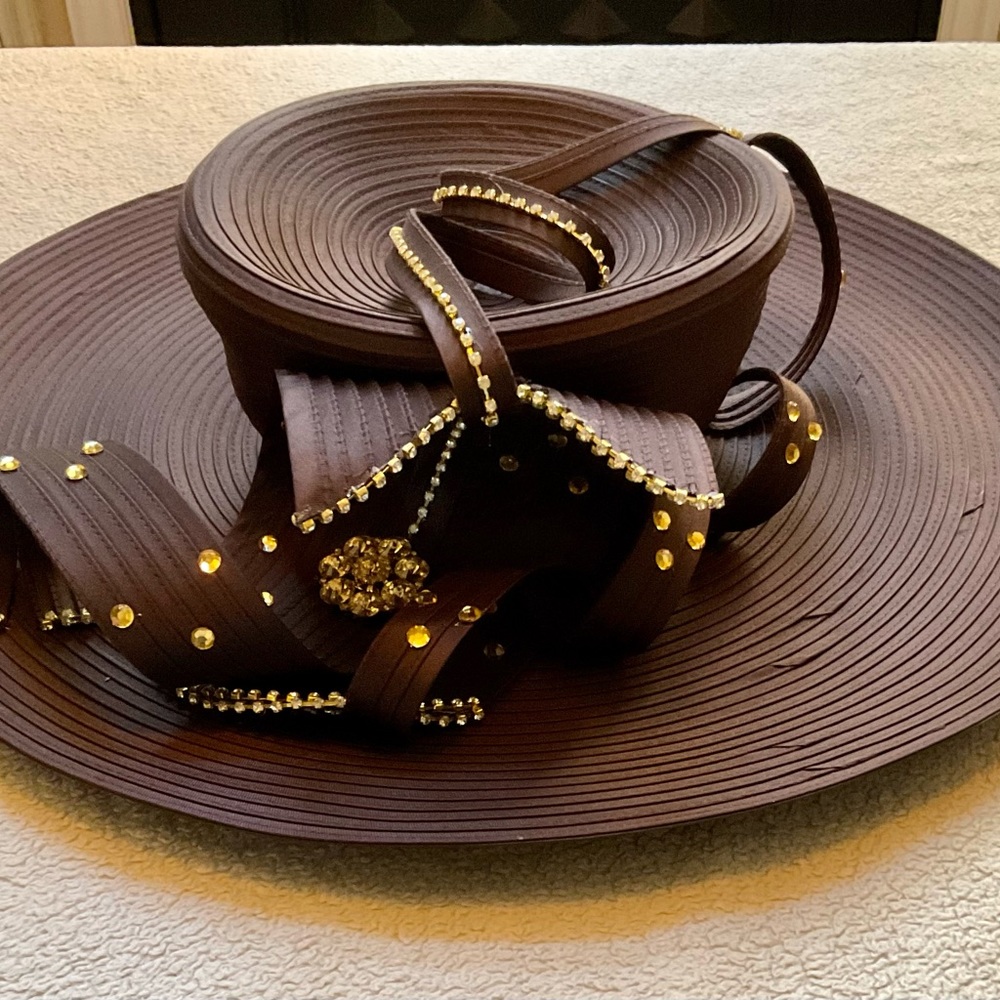 Gorgeous brown classic Tally Taylor hat - Picture 3 of 7